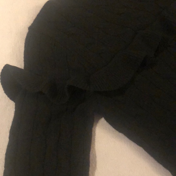 Polo by Ralph Lauren black sweater. - Picture 7 of 11